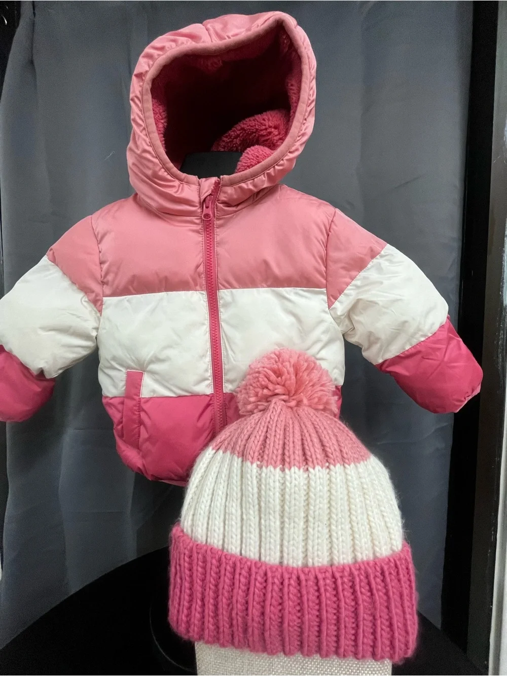 Kids pink fleece hooded jacket